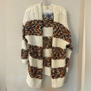 Kori America Woman’s Tan/White/Brown Long Sleeve Cardigan Size: Small